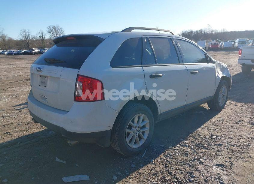 Photo 4 of 2013 Ford Edge SE (VIN 2FMDK3GC1DBA94001)