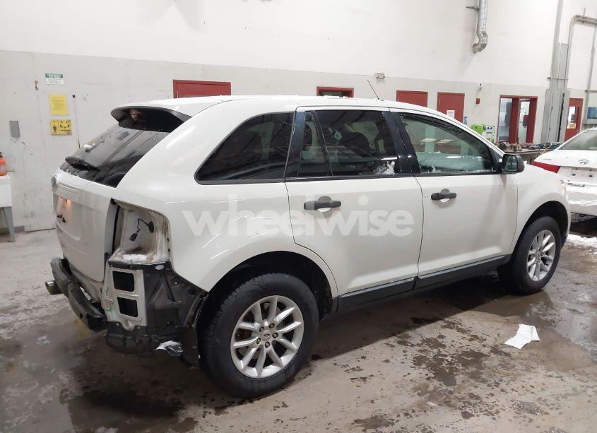 Photo 4 of 2013 Ford Edge SE (VIN 2FMDK3GC1DBB81574)