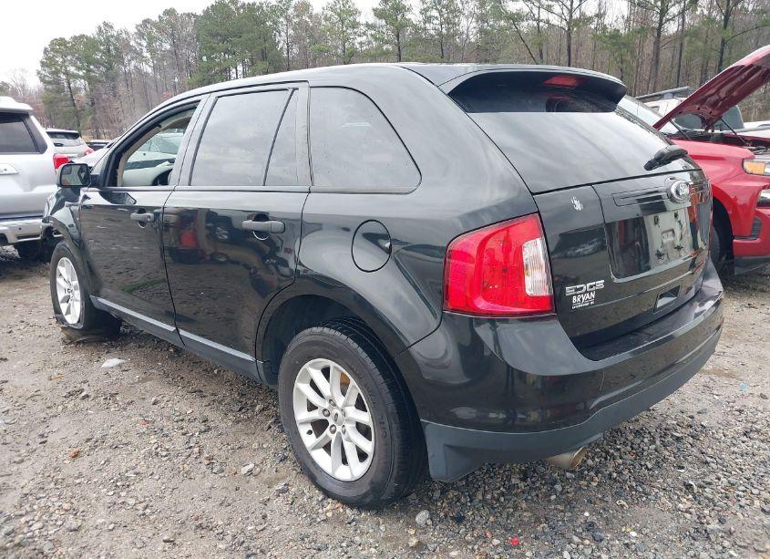 Photo 3 of 2014 Ford Edge SE (VIN 2FMDK3GC1EBB18928)