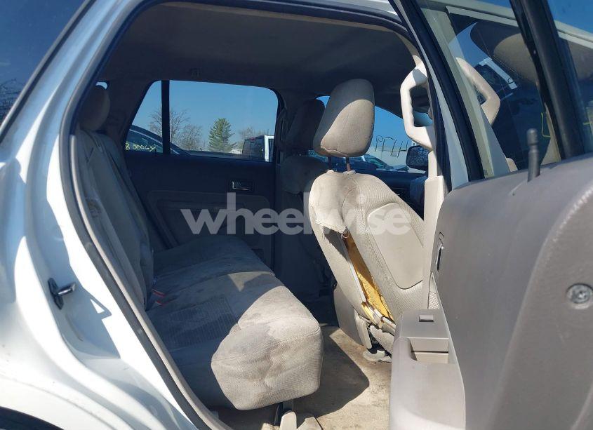 Photo 8 of 2010 Ford Edge SE (VIN 2FMDK3GC2ABB03963)