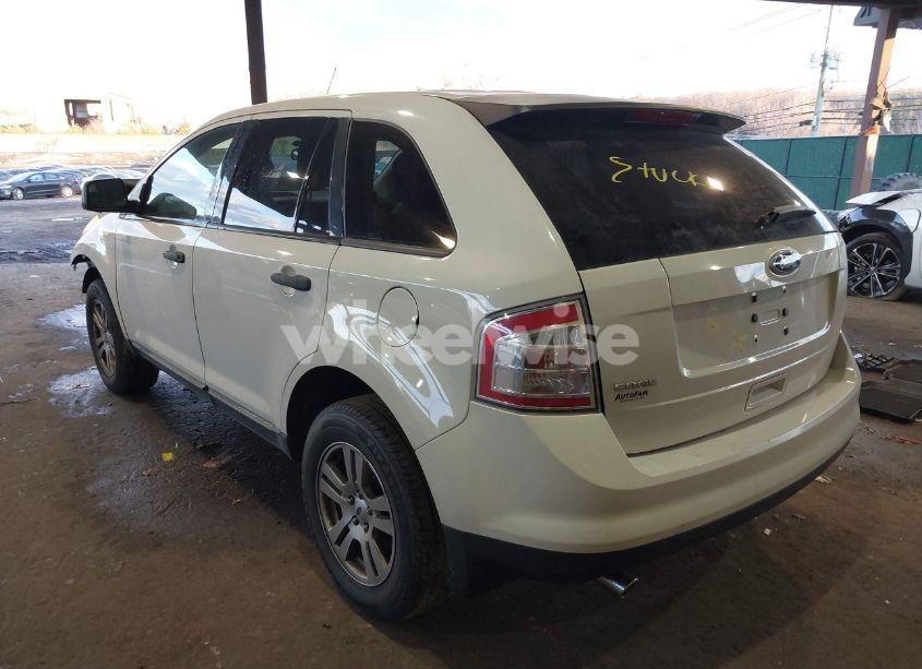 Photo 3 of 2010 Ford Edge SE (VIN 2FMDK3GC2ABB19709)