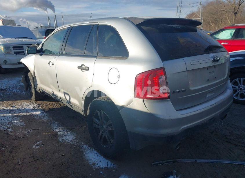 Photo 3 of 2011 Ford Edge SE (VIN 2FMDK3GC2BBA93128)