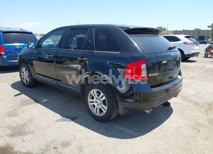 Photo 3 of 2011 Ford Edge SE (VIN 2FMDK3GC2BBB04144)