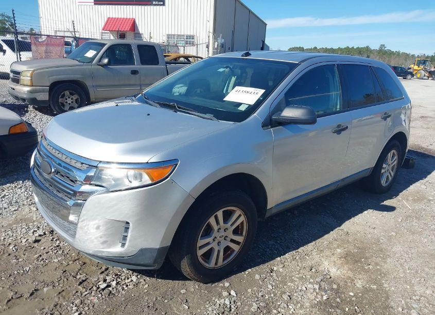 Photo 2 of 2011 Ford Edge SE (VIN 2FMDK3GC2BBB11630)