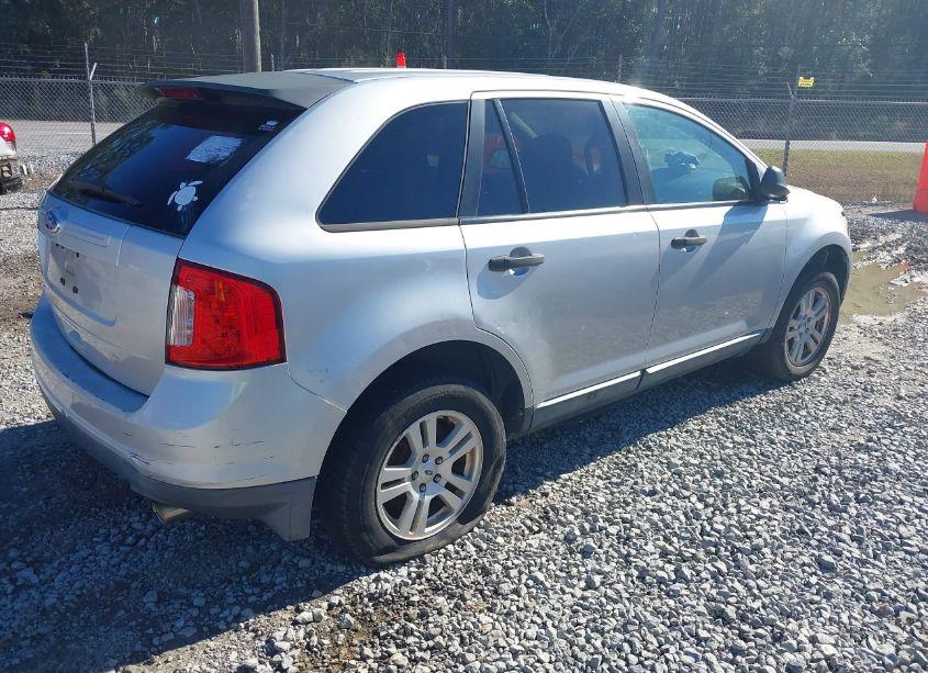 Photo 4 of 2011 Ford Edge SE (VIN 2FMDK3GC2BBB11630)