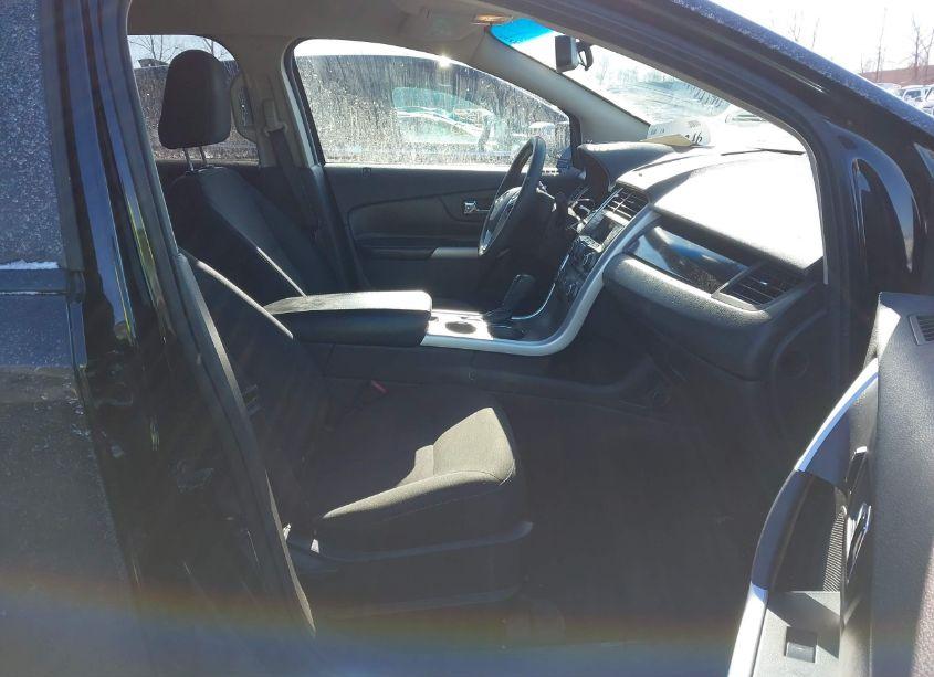 Photo 5 of 2011 Ford Edge SE (VIN 2FMDK3GC2BBB13782)