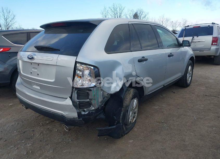 Photo 4 of 2011 Ford Edge SE (VIN 2FMDK3GC2BBB33742)
