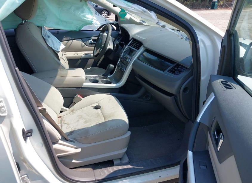 Photo 5 of 2012 Ford Edge SE (VIN 2FMDK3GC2CBA61751)