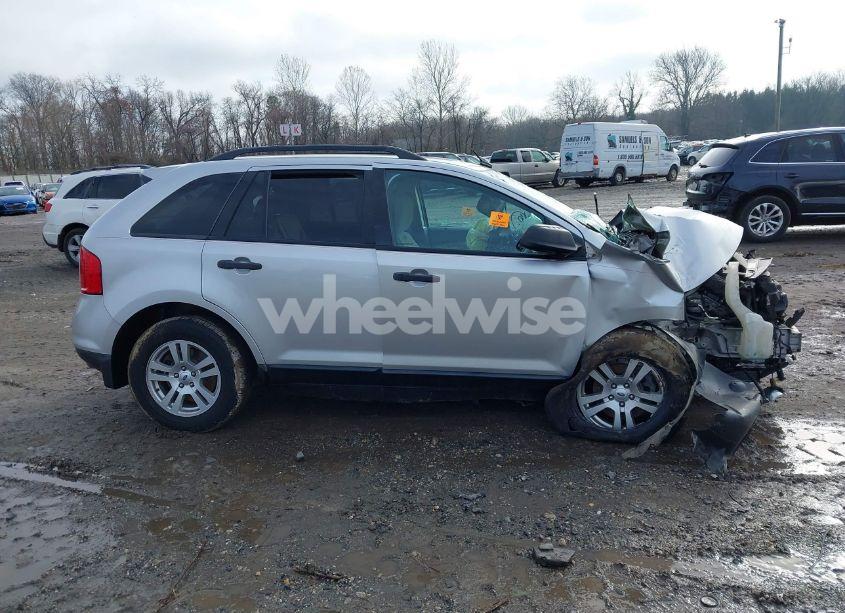 Photo 13 of 2012 Ford Edge SE (VIN 2FMDK3GC2CBA86553)