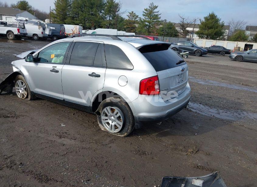 Photo 3 of 2012 Ford Edge SE (VIN 2FMDK3GC2CBA86553)