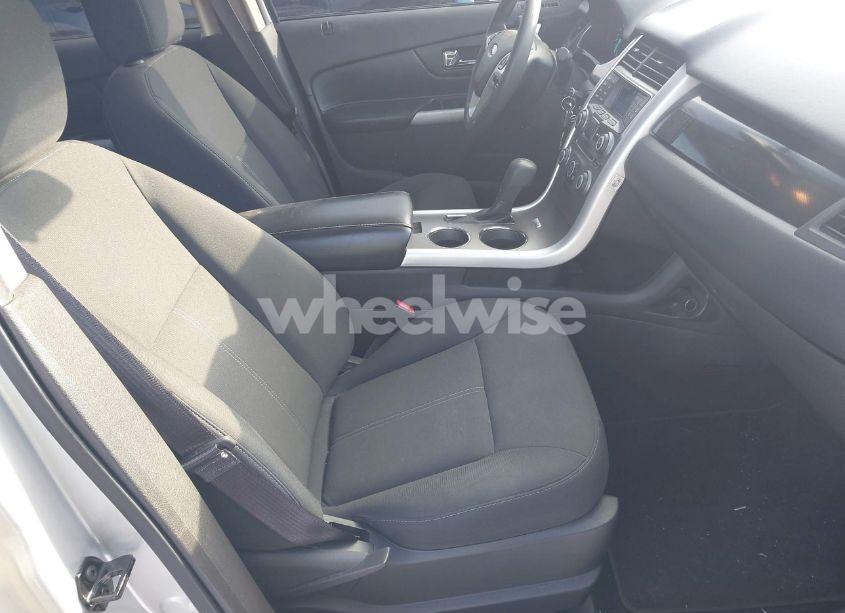Photo 5 of 2013 Ford Edge SE (VIN 2FMDK3GC2DBB56005)