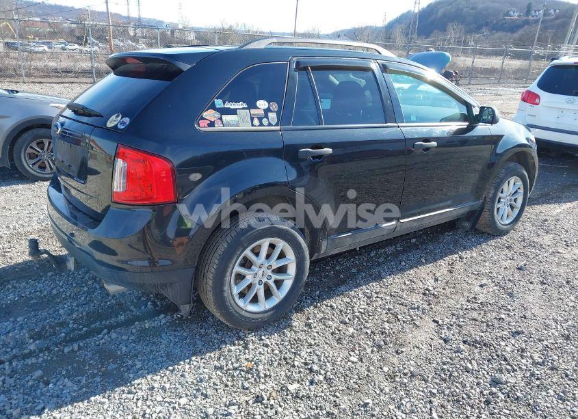 Photo 4 of 2013 Ford Edge SE (VIN 2FMDK3GC2DBE36071)