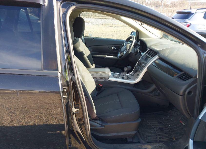 Photo 5 of 2013 Ford Edge SE (VIN 2FMDK3GC2DBE36071)