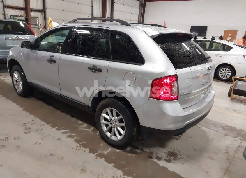 Photo 3 of 2014 Ford Edge SE (VIN 2FMDK3GC2EBB33700)