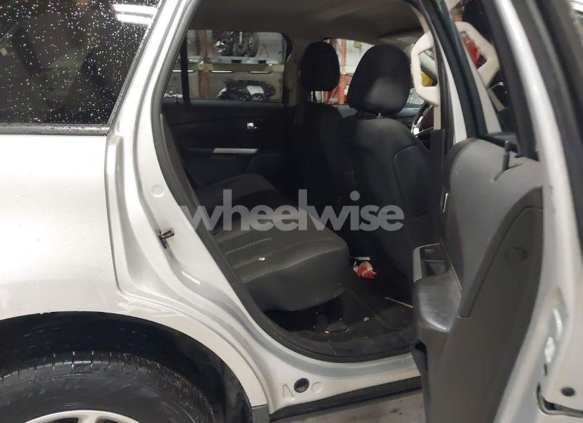 Photo 8 of 2014 Ford Edge SE (VIN 2FMDK3GC2EBB33700)