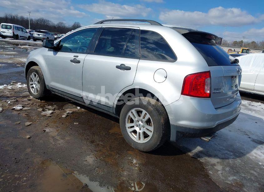 Photo 3 of 2011 Ford Edge SE (VIN 2FMDK3GC3BBA17952)
