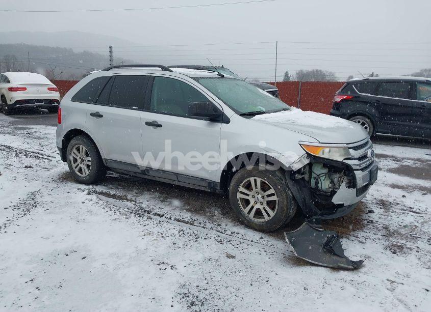 2011 Ford Edge SE (VIN 2FMDK3GC3BBA32404) main photo