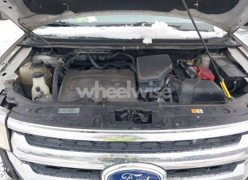 Photo 10 of 2011 Ford Edge SE (VIN 2FMDK3GC3BBA32404)