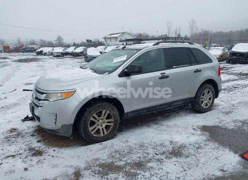 Photo 2 of 2011 Ford Edge SE (VIN 2FMDK3GC3BBA32404)