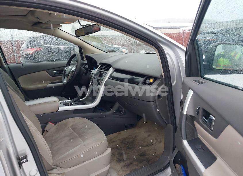 Photo 5 of 2011 Ford Edge SE (VIN 2FMDK3GC3BBA32404)
