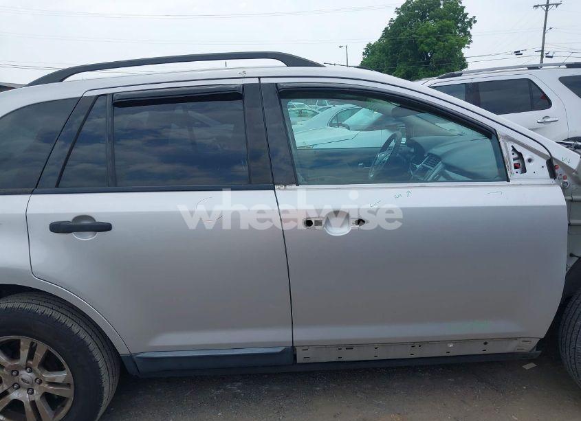 Photo 14 of 2011 Ford Edge SE (VIN 2FMDK3GC3BBB37606)