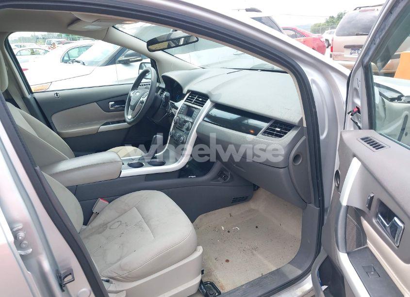 Photo 5 of 2011 Ford Edge SE (VIN 2FMDK3GC3BBB37606)