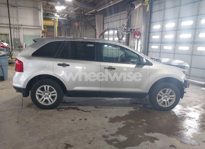 Photo 14 of 2013 Ford Edge SE (VIN 2FMDK3GC3DBA63431)