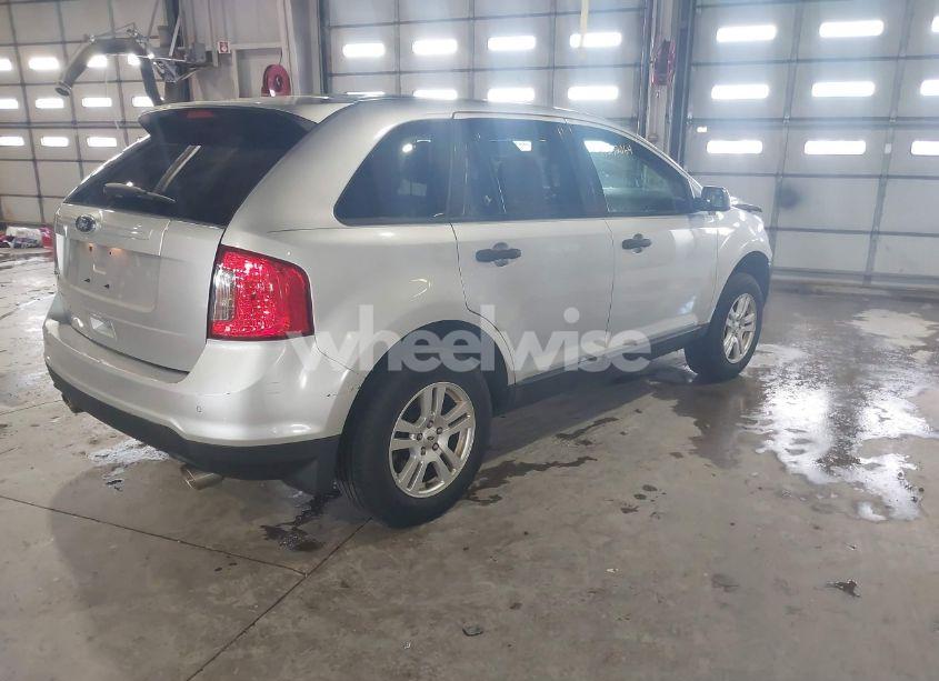 Photo 4 of 2013 Ford Edge SE (VIN 2FMDK3GC3DBA63431)