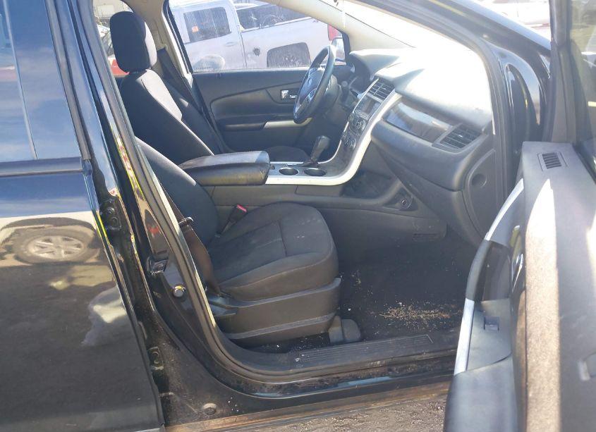 Photo 5 of 2013 Ford Edge SE (VIN 2FMDK3GC3DBC06104)