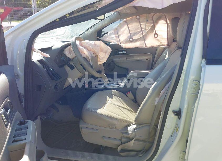 Photo 5 of 2010 Ford Edge SE (VIN 2FMDK3GC4ABB39072)