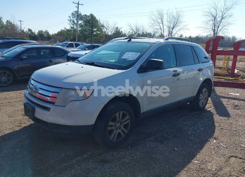 Photo 2 of 2010 Ford Edge SE (VIN 2FMDK3GC4ABB62917)