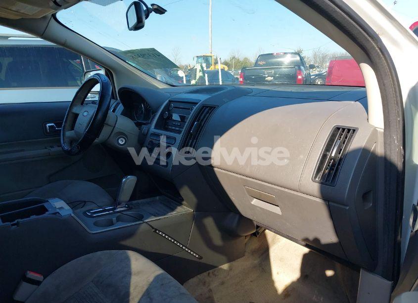 Photo 5 of 2010 Ford Edge SE (VIN 2FMDK3GC4ABB62917)