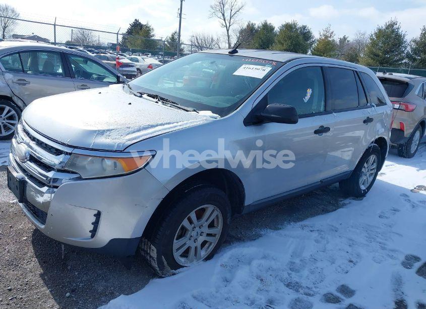 Photo 2 of 2011 Ford Edge SE (VIN 2FMDK3GC4BBB08793)