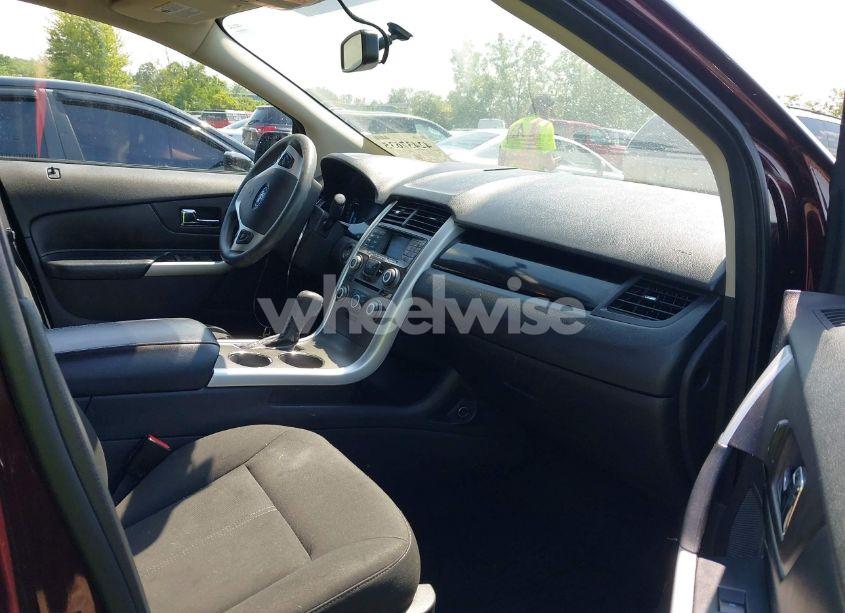 Photo 5 of 2011 Ford Edge SE (VIN 2FMDK3GC4BBB17719)