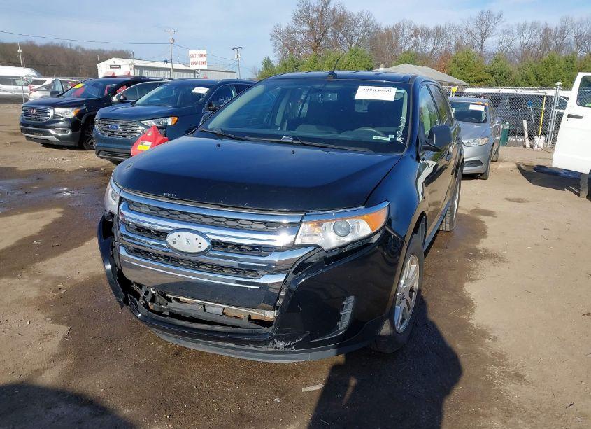 Photo 2 of 2011 Ford Edge SE (VIN 2FMDK3GC4BBB66192)
