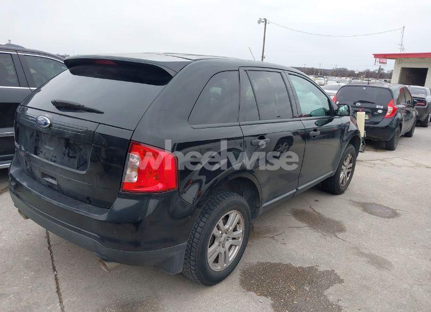 Photo 4 of 2012 Ford Edge SE (VIN 2FMDK3GC4CBA16410)