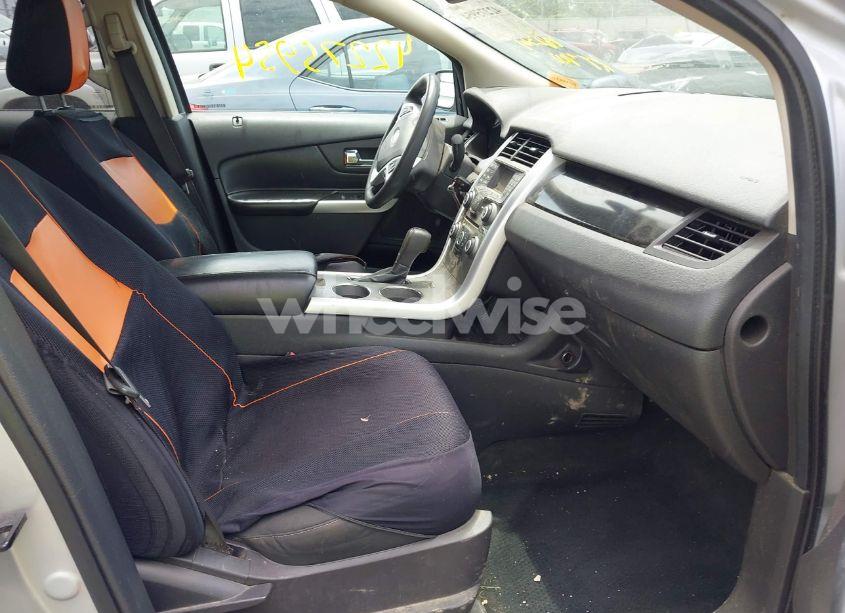 Photo 5 of 2012 Ford Edge SE (VIN 2FMDK3GC4CBA33143)