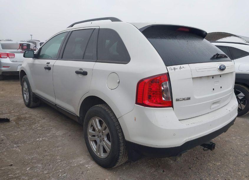 Photo 3 of 2013 Ford Edge SE (VIN 2FMDK3GC4DBA48095)