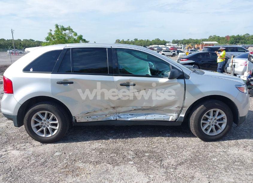 Photo 13 of 2013 Ford Edge SE (VIN 2FMDK3GC4DBB89569)