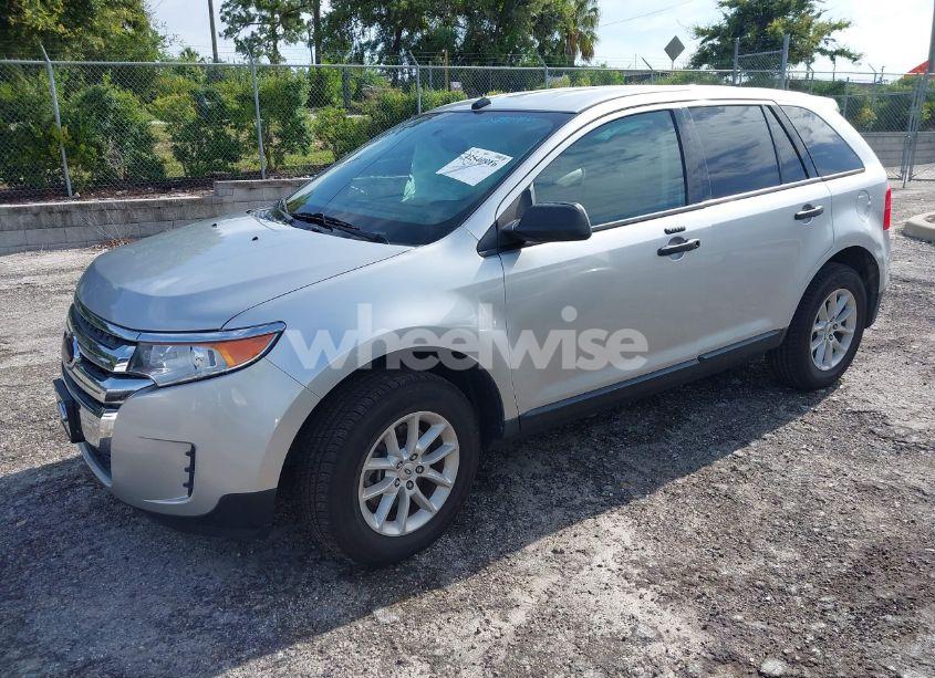 Photo 2 of 2013 Ford Edge SE (VIN 2FMDK3GC4DBB89569)