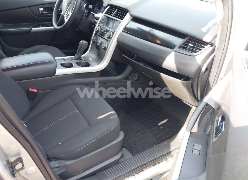 Photo 5 of 2013 Ford Edge SE (VIN 2FMDK3GC4DBB89569)