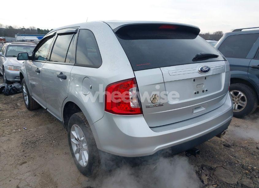 Photo 3 of 2014 Ford Edge SE (VIN 2FMDK3GC4EBA65884)
