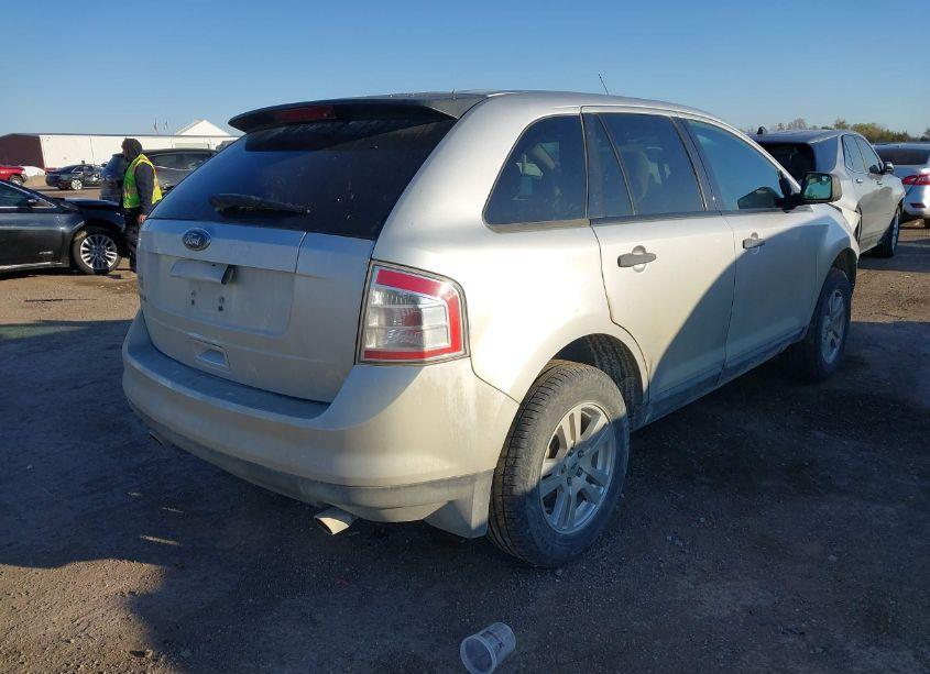 Photo 4 of 2010 Ford Edge SE (VIN 2FMDK3GC5ABA87161)