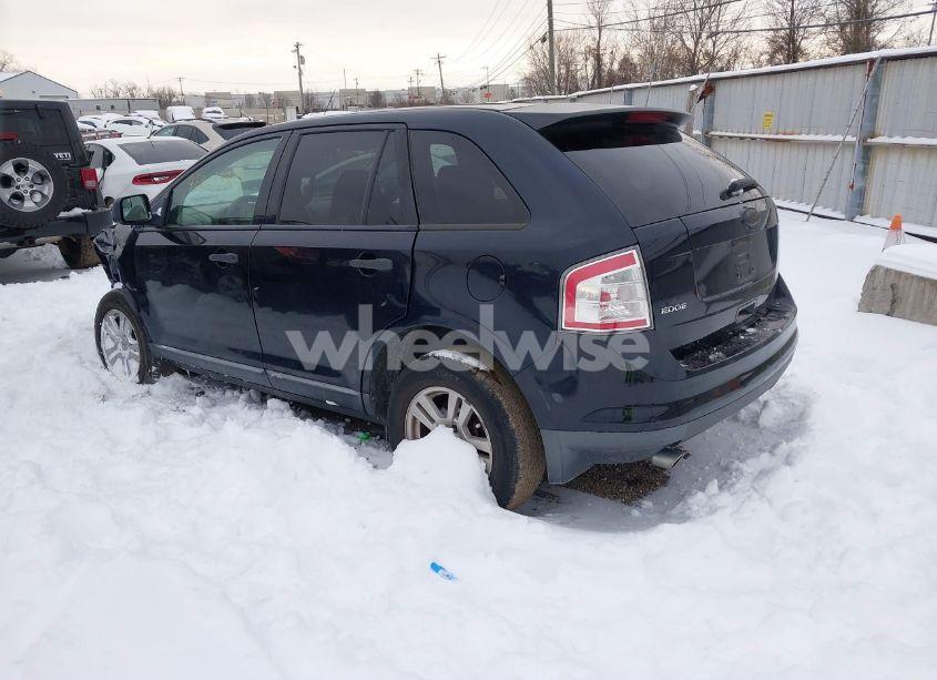Photo 3 of 2010 Ford Edge SE (VIN 2FMDK3GC5ABB37797)