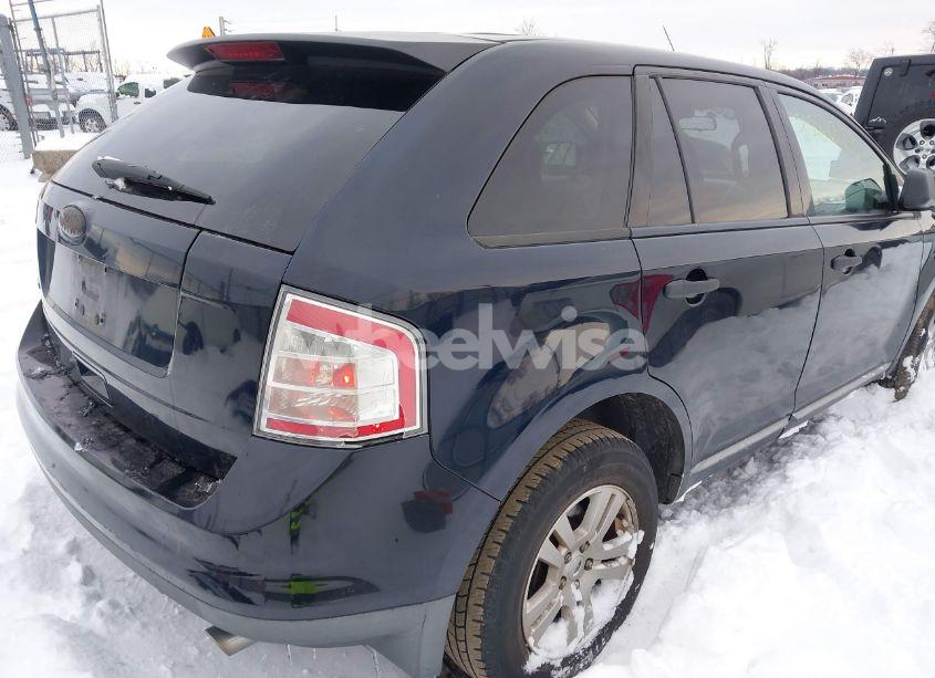 Photo 4 of 2010 Ford Edge SE (VIN 2FMDK3GC5ABB37797)