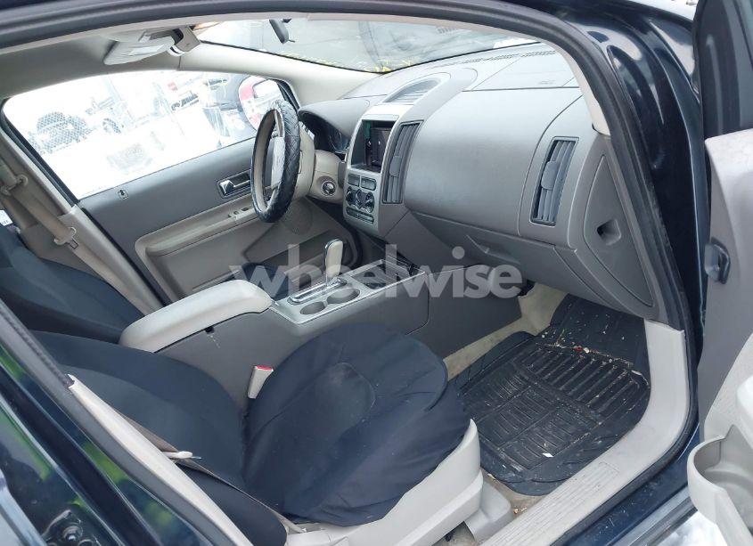 Photo 5 of 2010 Ford Edge SE (VIN 2FMDK3GC5ABB37797)