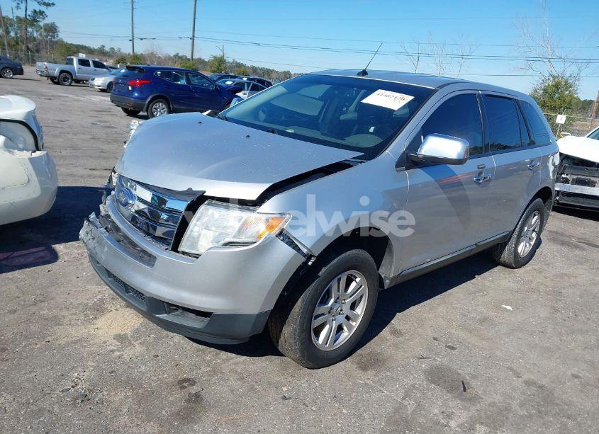 Photo 2 of 2010 Ford Edge SE (VIN 2FMDK3GC5ABB62652)