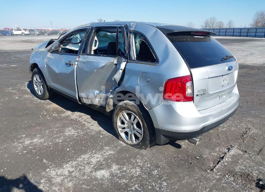 Photo 3 of 2011 Ford Edge SE (VIN 2FMDK3GC5BBB46677)