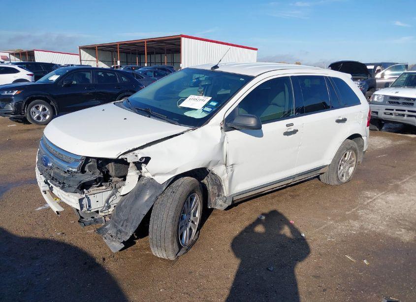 Photo 2 of 2012 Ford Edge SE (VIN 2FMDK3GC5CBA31059)