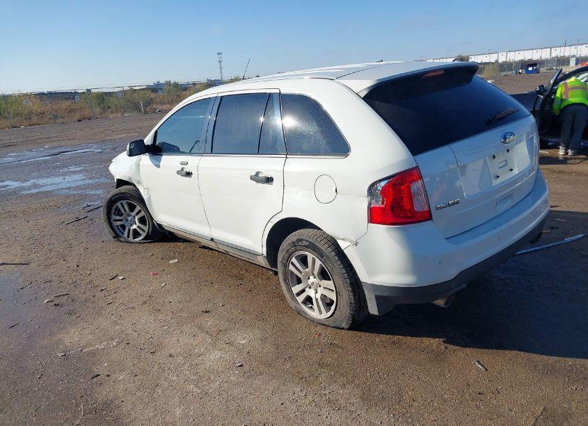 Photo 3 of 2012 Ford Edge SE (VIN 2FMDK3GC5CBA31059)